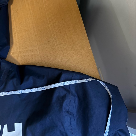 Helly Hansen woman’s light weight jacket - Picture 7 of 7